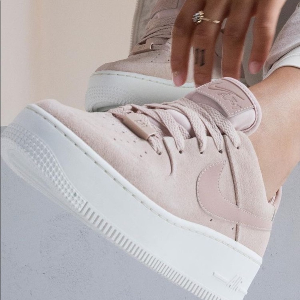 ⚡️Nike Air Force 1 Sage Low⚡️ - Picture 2 of 3
